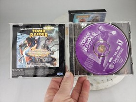 Sega Dreamcast Game Lot - Ecco the Dolphin Daytona USA Tomb Raider Shenmue