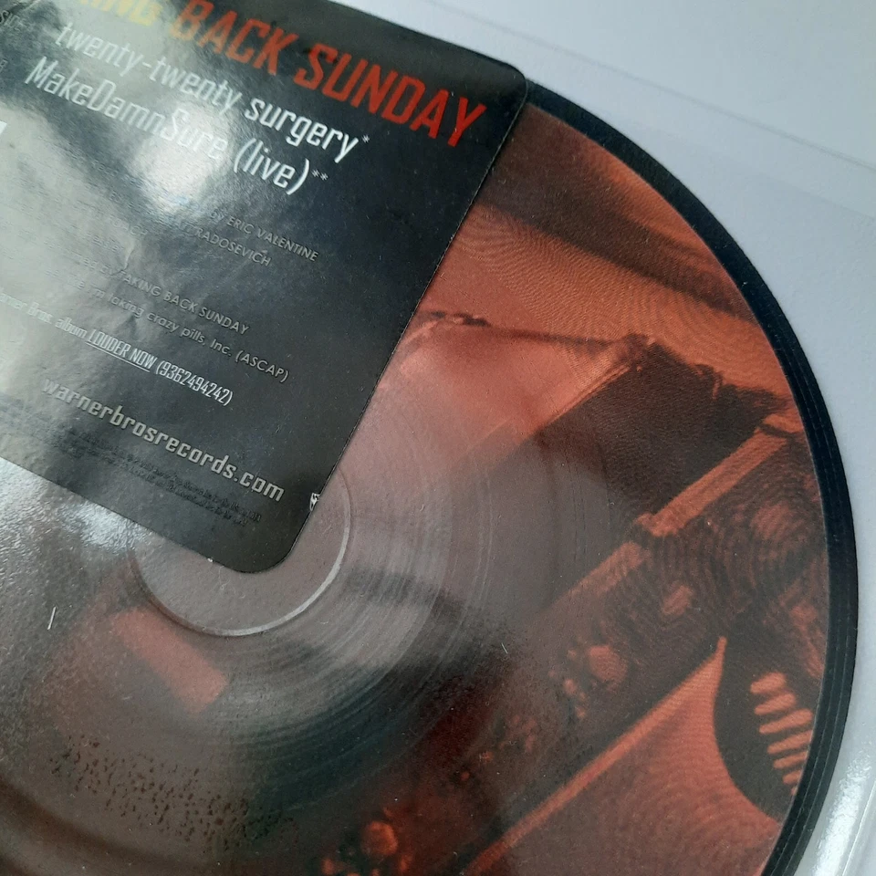 TAKING BACK SUNDAY - Twenty-Twenty Surgery - UK 7” Vinyl - Image 2 of 3