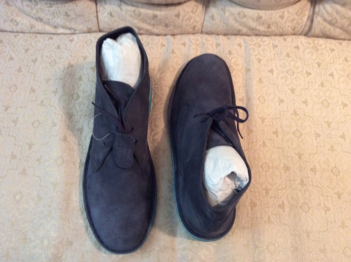 Clarks Chukka Boots in men\'s size 13 lite blue/gray Amazon.com | Clarks Desert Coal Blue Suede 8.5 D (M) | Chukka main image 3
