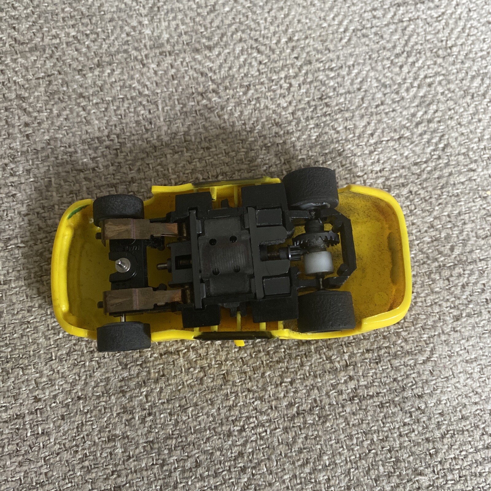 TYCO YELLOW DODGE VIPER SLOT CAR 440xs CHASSIS eBay