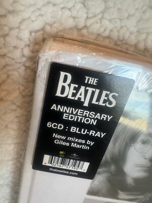 The Beatles White Album Super Deluxe Anniversary Edition 6-CD +