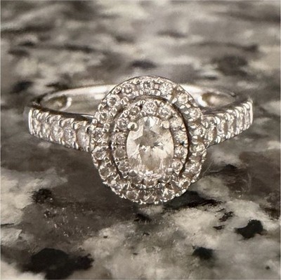 Jared Jewelers 14k White Gold Diamond Halo Engagement Ring Round Size 6.5