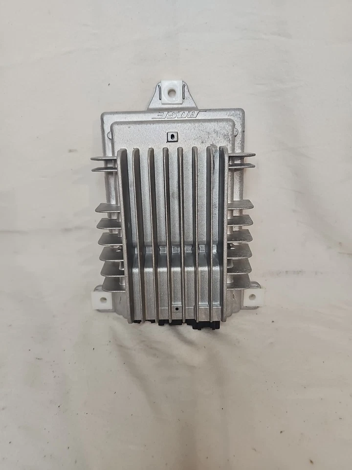 2010-2012 Cadillac SRX Stereo Audio Radio Amplifier AMP Bose OEM GM 20918769 - Image 2 of 4