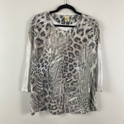 Jess & Jane Shirt Womens Large Animal Print 3/4 Sleeves Textured Ruffle