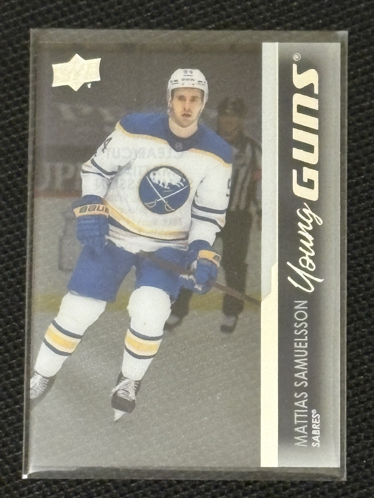 2021-22 Upper Deck #230 Mattias Samuelsson - Young Guns - CLEAR CUT - Nice Card!