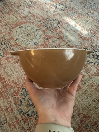 Vintage Pyrex Town & Country 441 Brown Cinderella Bowl 1-1/2 Pint Excellent