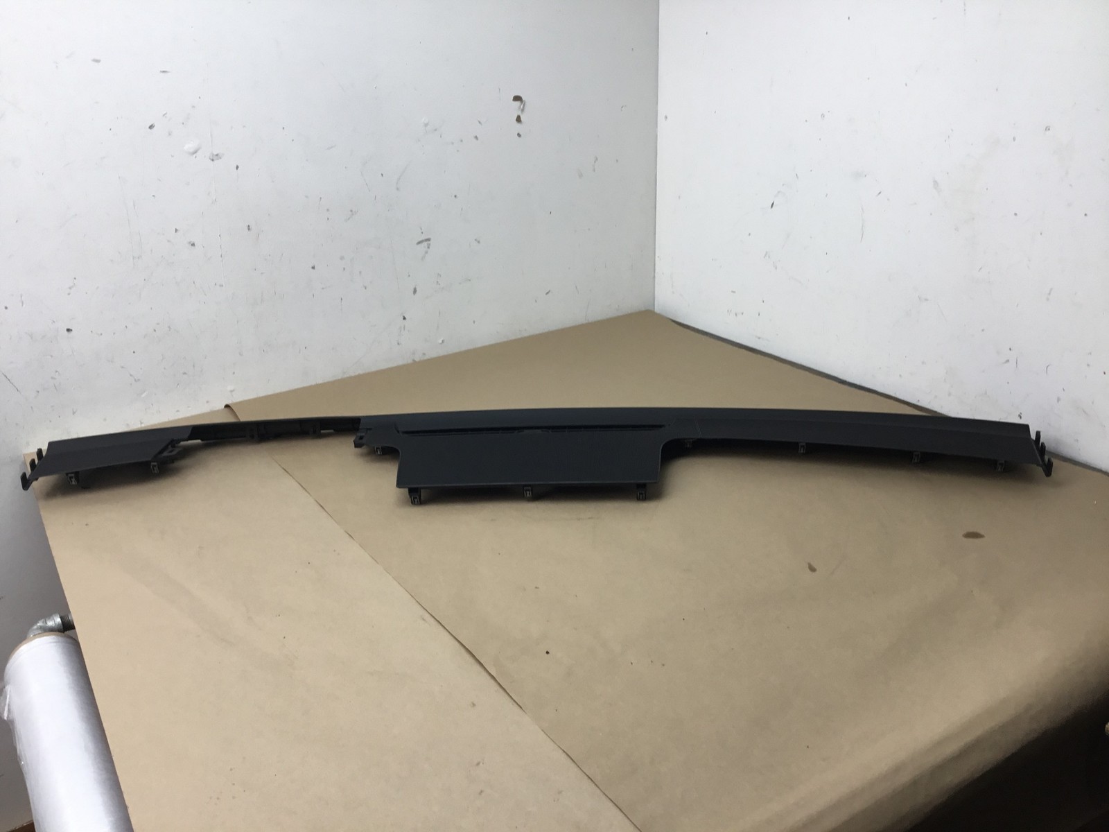 Bentley Bentayga 2019 V8 Front Dash Grille Defrost Trim Cover Panel 16-20 ;:M
