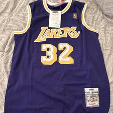 Magic Johnson Cards and Memorabilia Guide 8