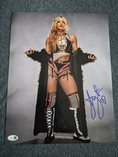 Jamie Hayter Signed Autographed 11x14 Photo AEW JSA Witness 