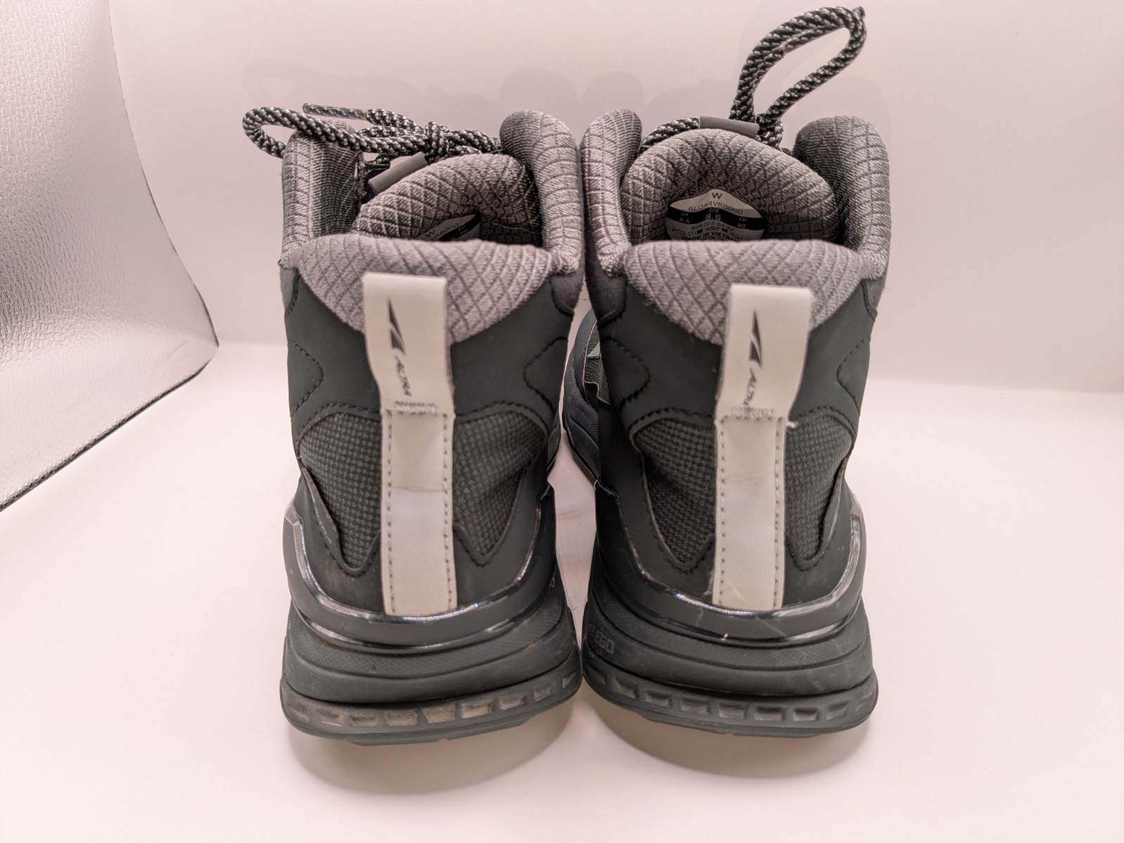 Altra Lone Peak Mid Hiker Trail Shoes Women's 8.5 Gray Running Sneakers Boots 