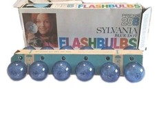 Vintage Sylvania Blue Dot Flash Bulbs Press 25B and 25 Flashbulbs For Camera