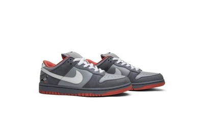 Nike SB Dunk Low Staple NYC Pigeon 304292-011 Men's Size | eBay