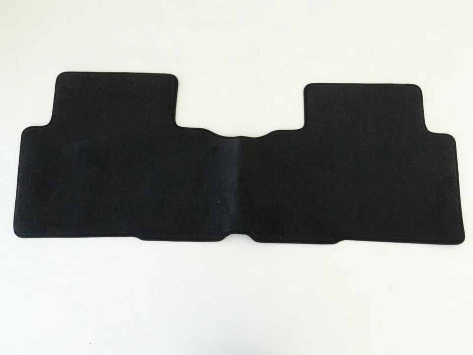 New 2009-2011 Kia Rondo Carpet Floor Mat Set Black 4 Pieces P8140-1D301WK — 第 4/4 张图片