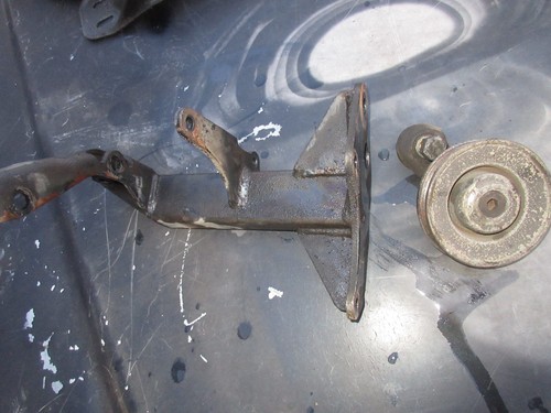 Halter Klimakompressor 1171300335 Mercedes-Benz 350 380 450 500 SE SEL SEC V 8