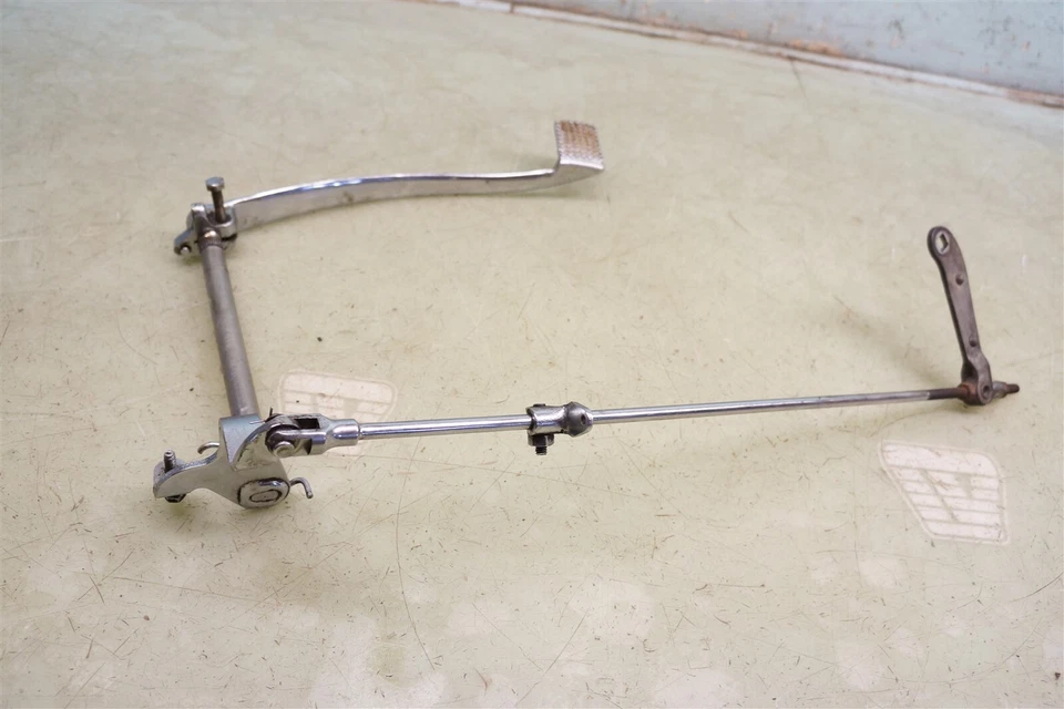 Harley Sportster 1969 XLCH900 XL XLH 900 XLCH Ironhead *2413A enlace de pedal de freno Foto 3 de 4