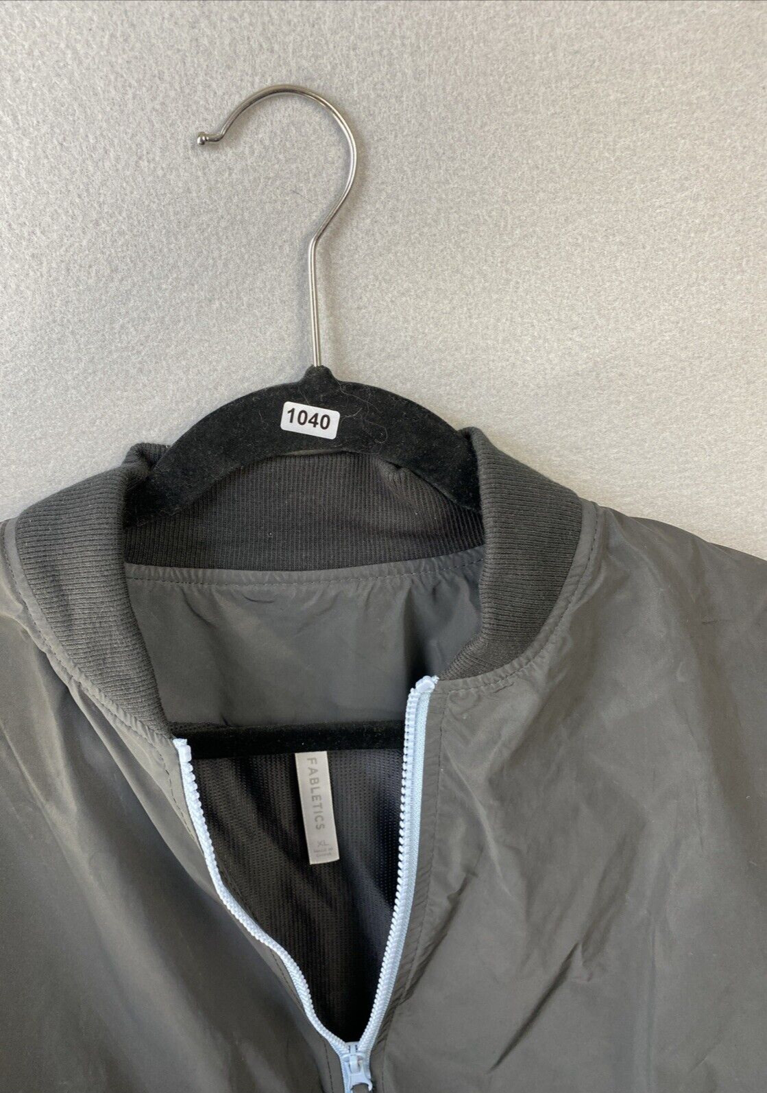 Fabletics Willow Reflective Jacket Womens XL Wind… - image 11