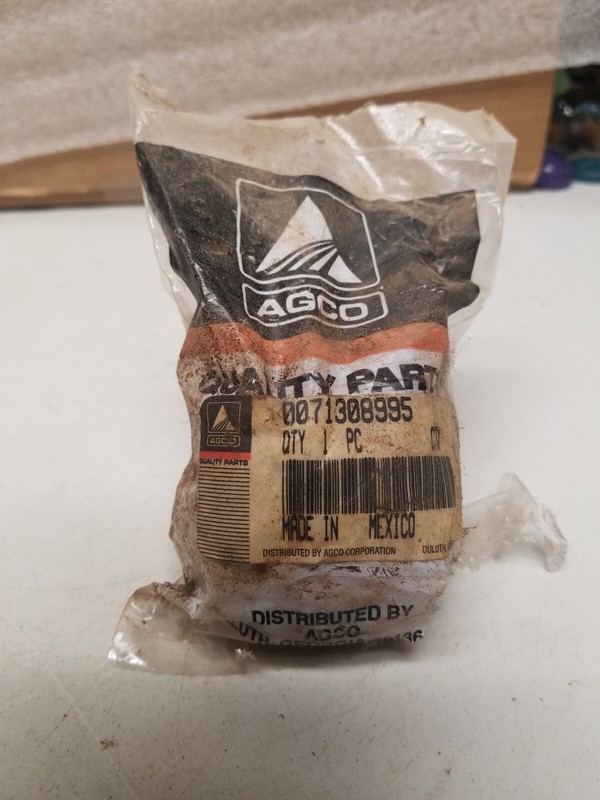 AGCO Bearing #0071308995