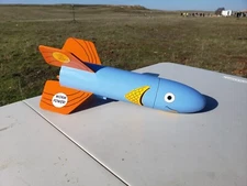 Upscale Galaxy Guppy Estes GoonyBirds Flying Model Rocket kit 14in tall.