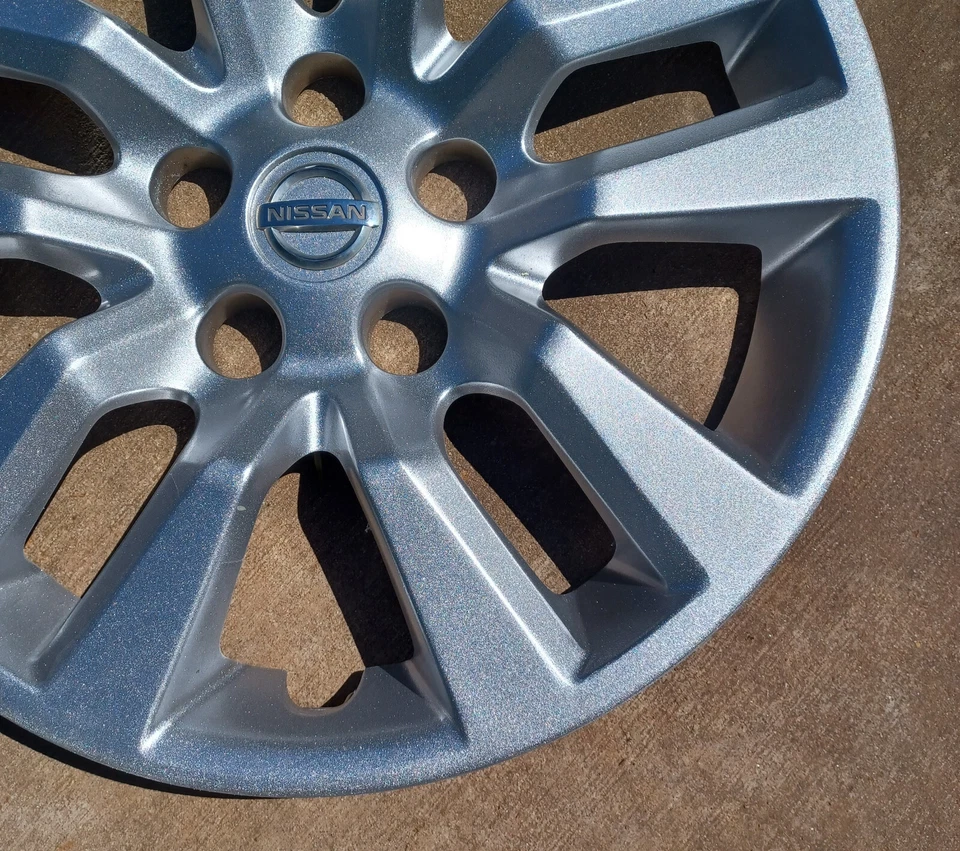 Tapacubos Nissan Altima 2007-2018 se adapta a ruedas de 15 pulgadas, 403153TM0B, 53088 repintado Foto 4 de 4