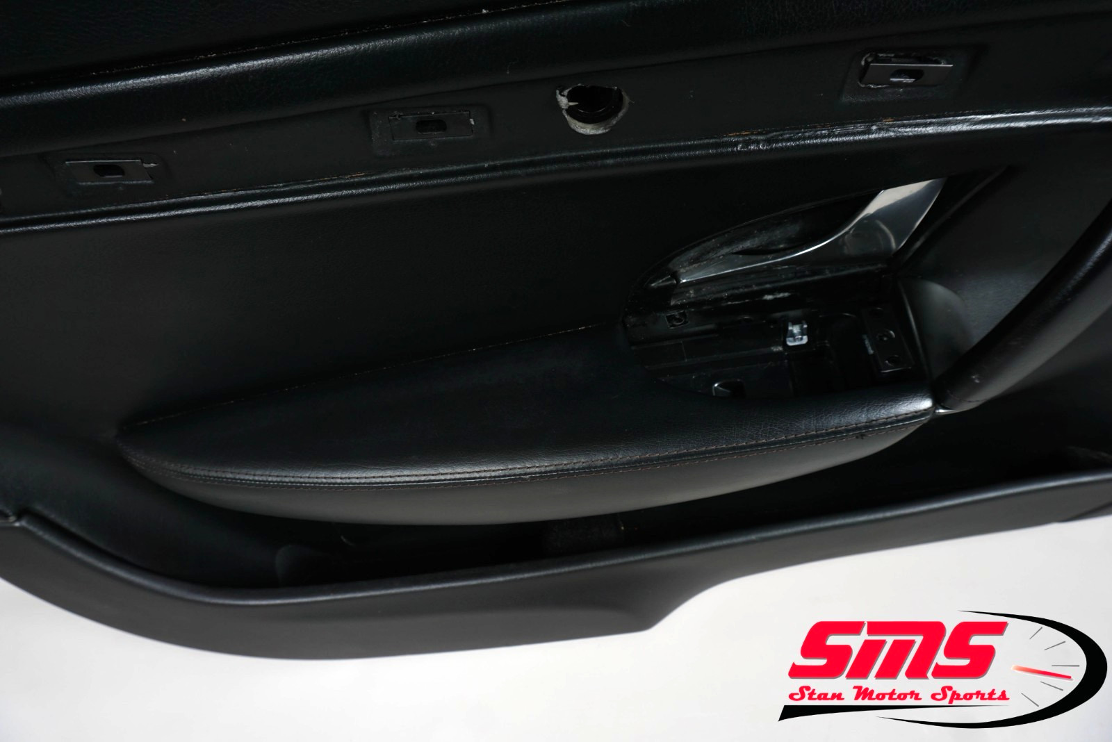 08-14 Maserati Granturismo M145 Coupe Left Door Panel Black Driver Side OEM