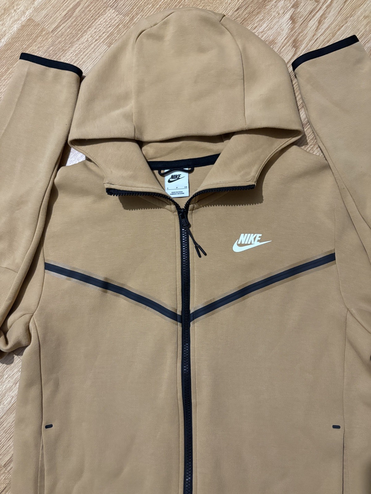 Men’s Nike Tech Fleece Elemental Gold/Sail Hoodie Size Small image 2