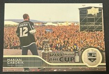2014-15 Upper Deck Series 1 Day With The Cup DC4 SP Marian Gaborik 