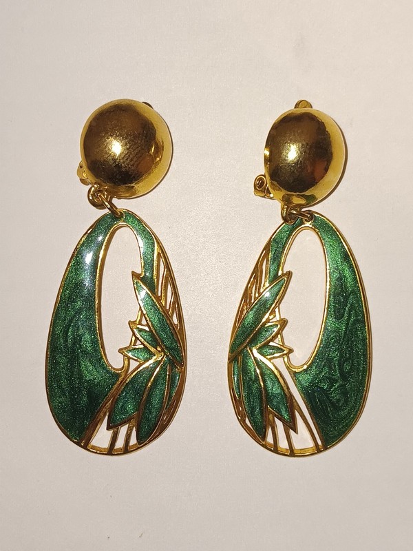 Vintage Berebi Gold Tone And Green Enameled Clip-on Dangle Earrings