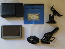 GPS Navigator Garmin nüvi 260W Automotive Mountable 4.3" Widescreen Bundle