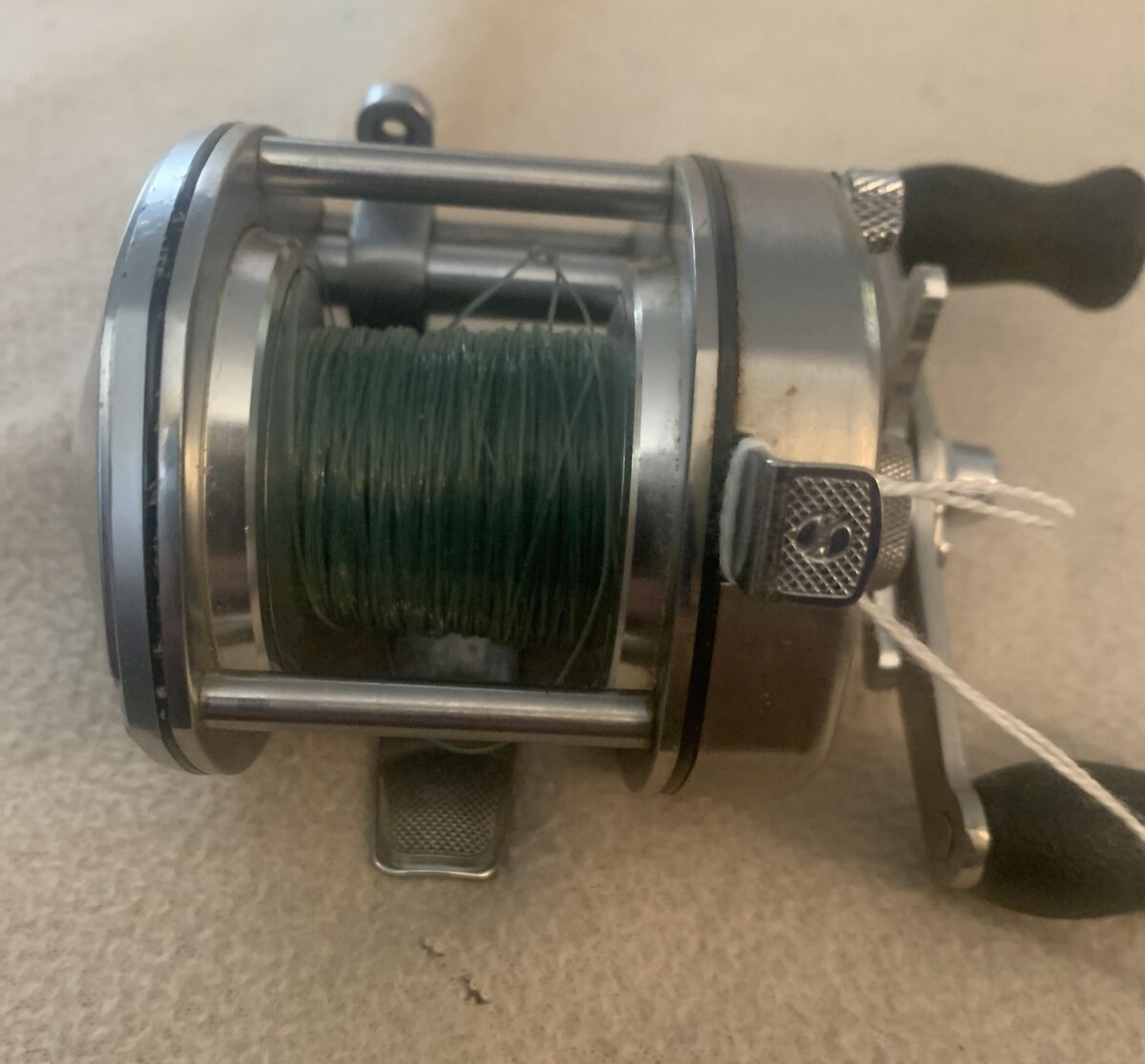 Vintage Shimano Bantam 400 Stainless Steel Fishing Reel Vintage Shimano Bantam 400 Stainless Steel Fishing Reel