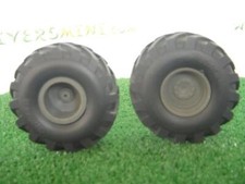 ART04217 - 2 roues basse pression 900/60 R32 - Artisan32 - 1/32