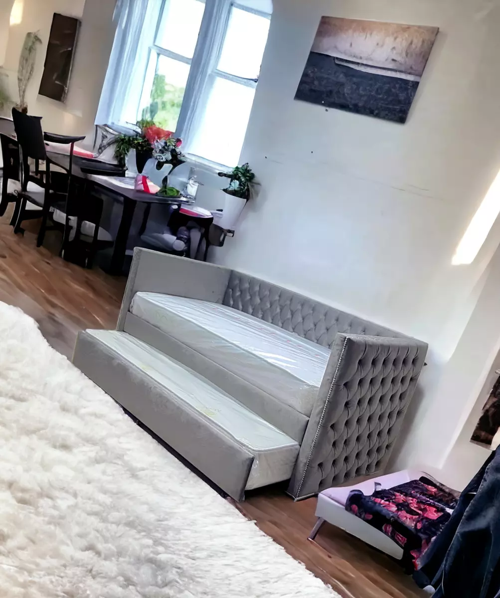 Couch style 2024 daybed with trundle