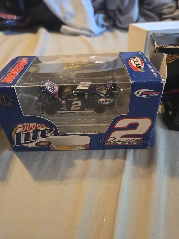 Wallace #2 Miller 1:64 LOT - Image 3 of 4