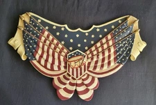 Vtg 2001 Young's Inc American Flag Wall Plaque 12.5"X7" Resin