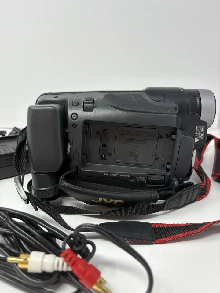 VINTAGE JVC GR-AXM310U VHS-C VHS Analog Camcorder-Tested & Working - Image 4 of 4