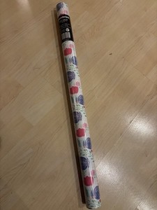 NEW Wrapping Paper Roll 8ft Long .   Attractive Flower Design Original PACKING