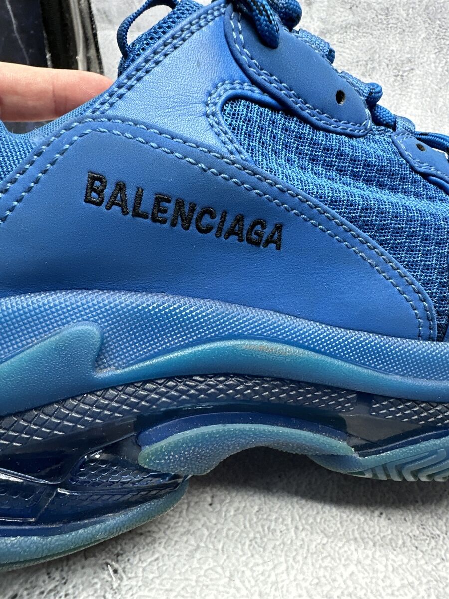 Balenciaga Triple S Men's Sneakers Size 43 EU / 10 US Blue Balenciaga Triple S Men's Sneakers Size 43 EU / 10 US Blue