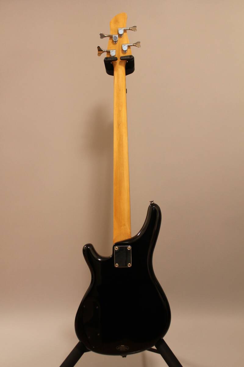 Electric Bass Guitar Yamaha MB-40 Motion B Black 24F Medium Scale