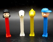 PEZ Peanuts  Dispensers Set of 4 Lucy Snoopy Woodstock Charlie Brown