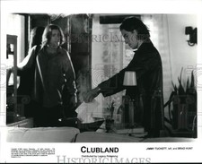 1999 Press Photo Jimmy Tuckett and Brad Hunt in a scene from 