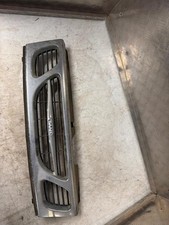 Calandre Saab 9-3