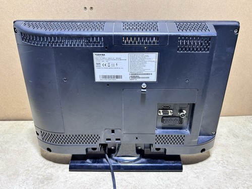 Toshiba 19” LCD HD TV Plus Remote Controller Black 19BV500B Tested and Working - Picture 5 of 9