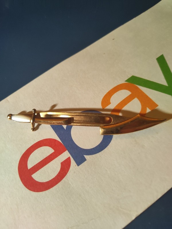 SWANK Scimitar Sword Gold Tone Vintage Mother of Pearl White Handle Tie Bar Clip