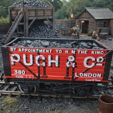 HORNBY R010 SPECIAL EDITION PUGH AND CO COAL WAGON OO Gauge with cold load 