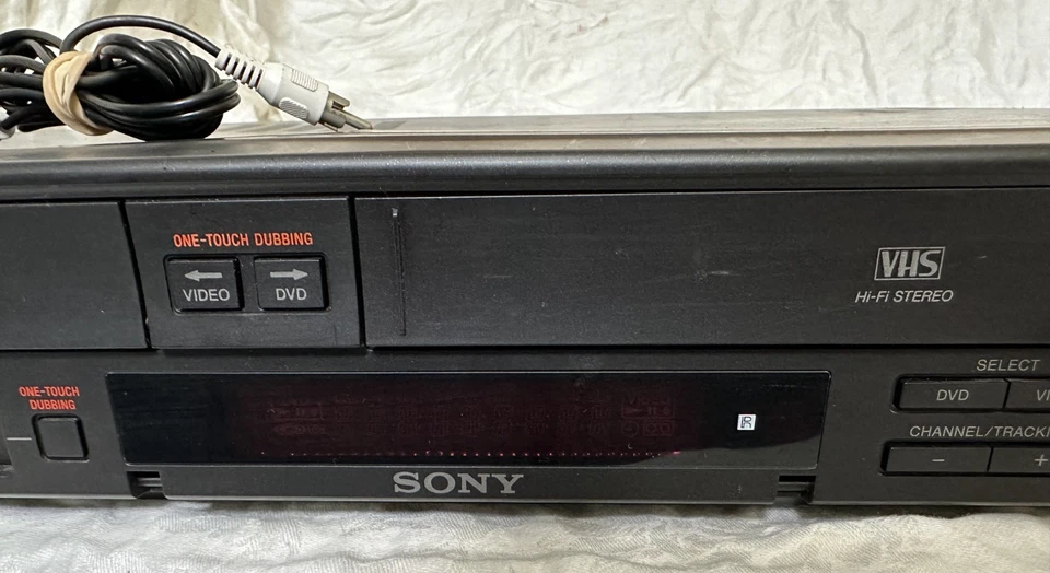 SONY DVD RECORDER VCR Combo Player, HDMI RDR-VX560, with RCA cable, - Image 4 of 4