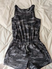 Athleta Girl On the Go Romper Black Grey Camo Sleeveless Size Medium 8/10