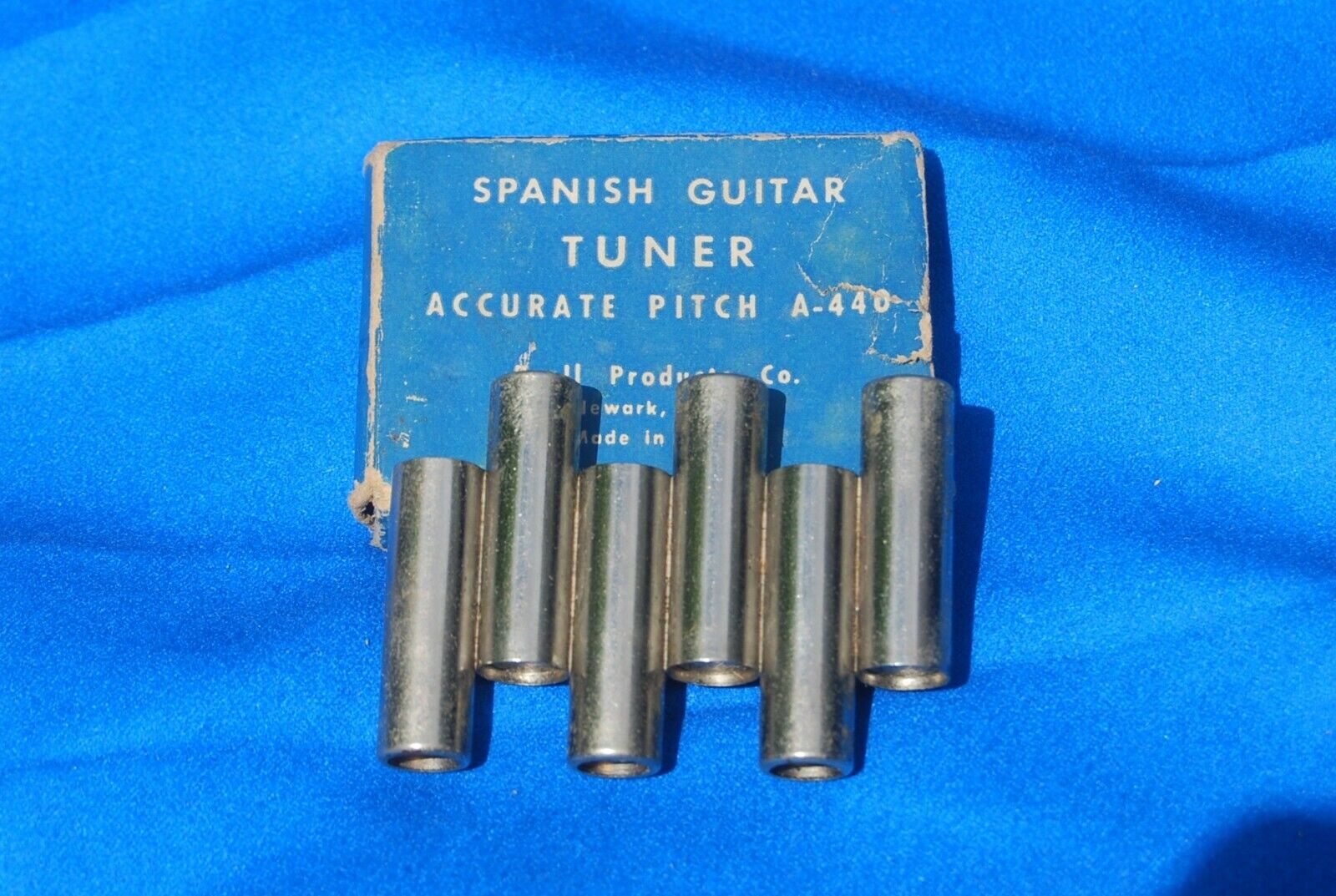 VINTAGE Spanish Guitar Pitch Pipes Tuner A-440 Vintage USA PROLL