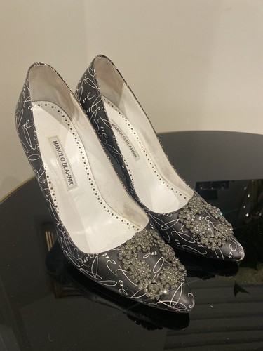 Manolo Blahnik Love Limited Edition 