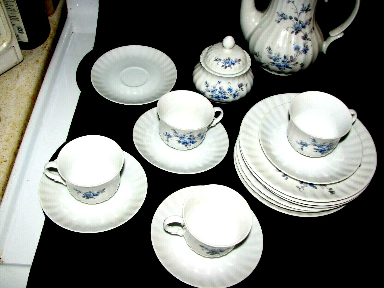 Foto 2 di 8