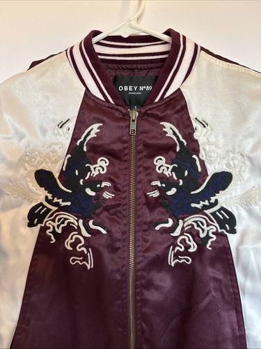 Chaqueta de bombardero Obey para mujer Garras Tour Chaqueta Puerto Real/Blanco Talla S Águila - Imagen 2 de 6