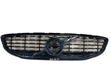 VOLVO V40 R DESIGN FRONT UPPER CENTRE GRILLE 31425331 2016-2019 (6040)